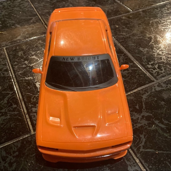 Dodge Charger SRT hellcat R/C Car - Picture 2 of 5